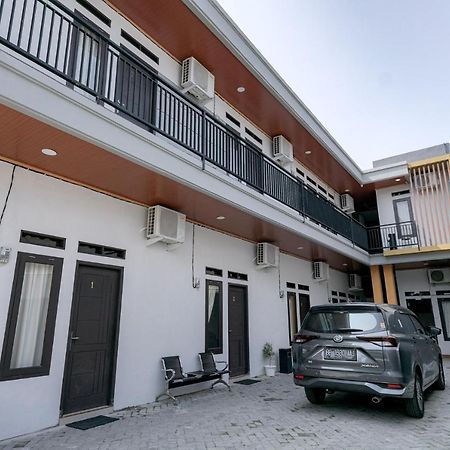 Reddoorz @ Jalan Urip Sumoharjo Lampung Hotel Бандар Лампунг Екстериор снимка