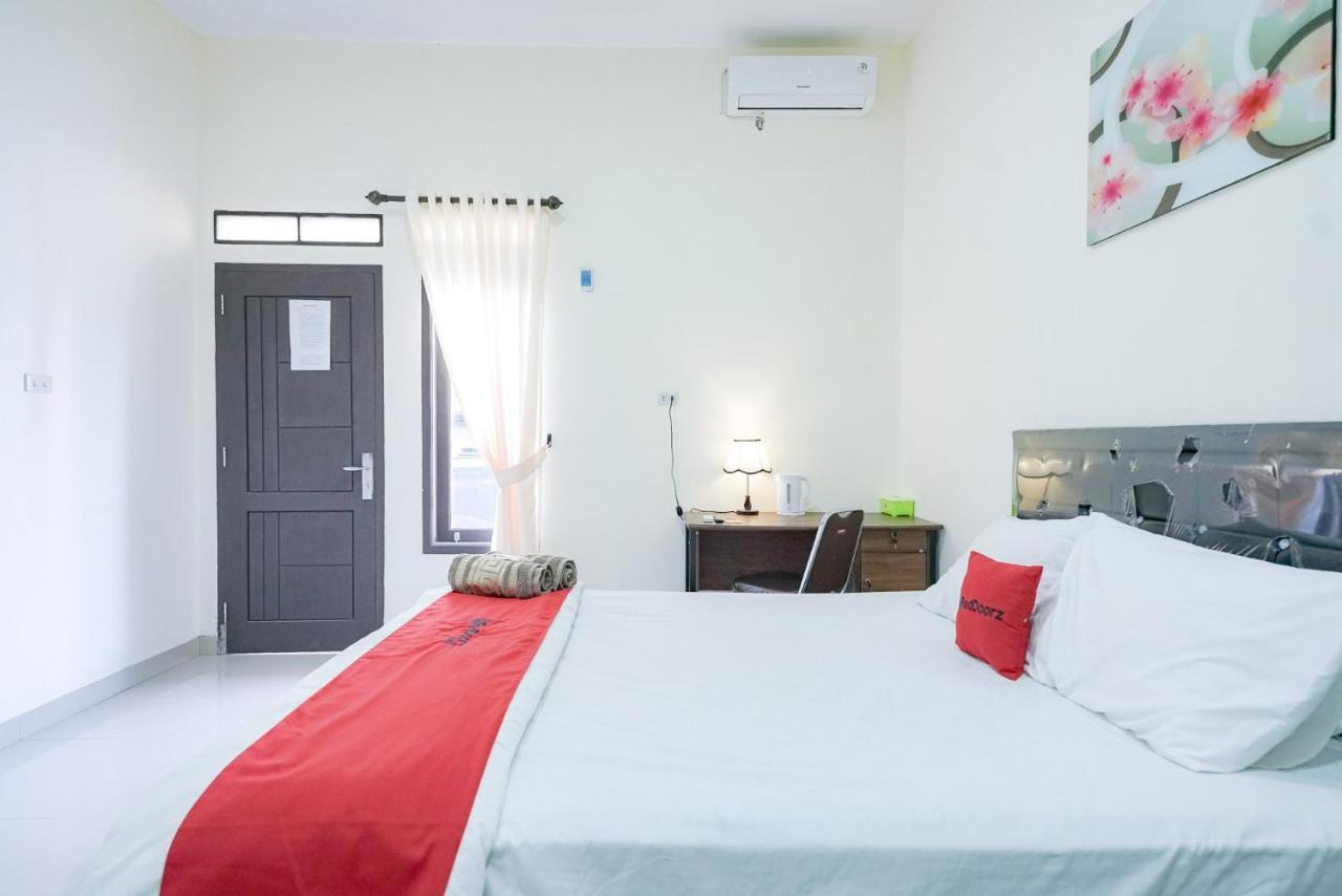 Reddoorz @ Jalan Urip Sumoharjo Lampung Hotel Бандар Лампунг Екстериор снимка